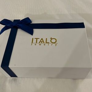 Italo Flower Design Created White Sapphire Bracelet

SKU
311016